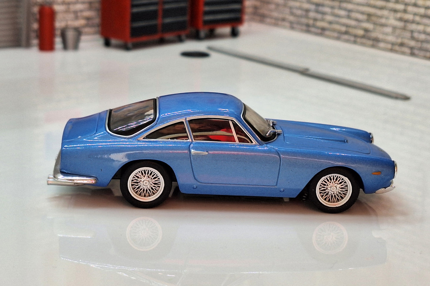 Ferrari 250 GT Berlinetta lusso 1962 Blue 1:43 Scale Model Cased
