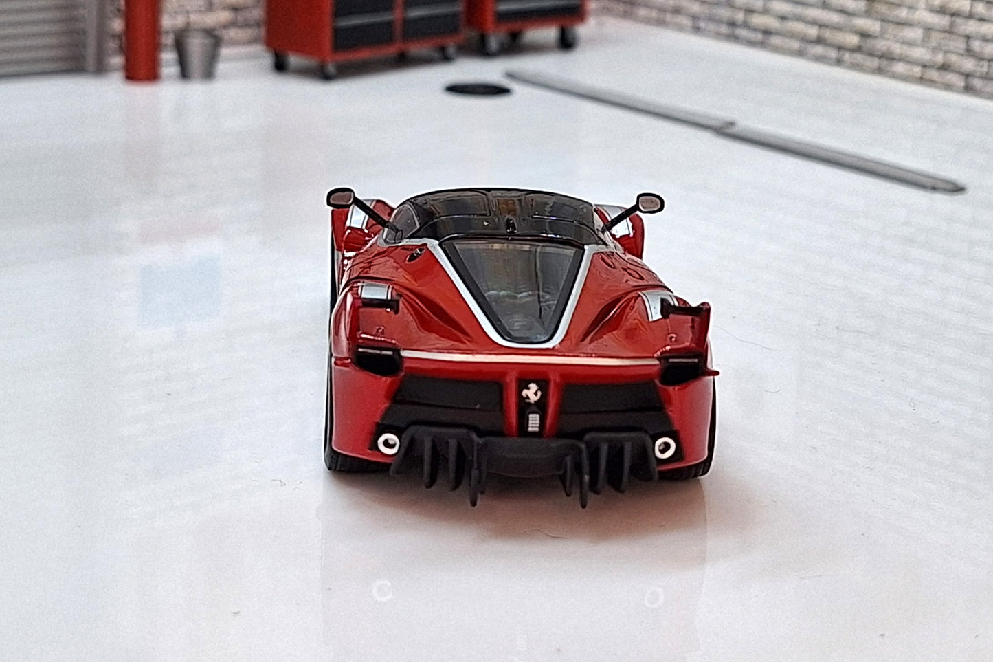 Ferrari FXX K 2014 - Red # 10 1:43 Scale Model Cased