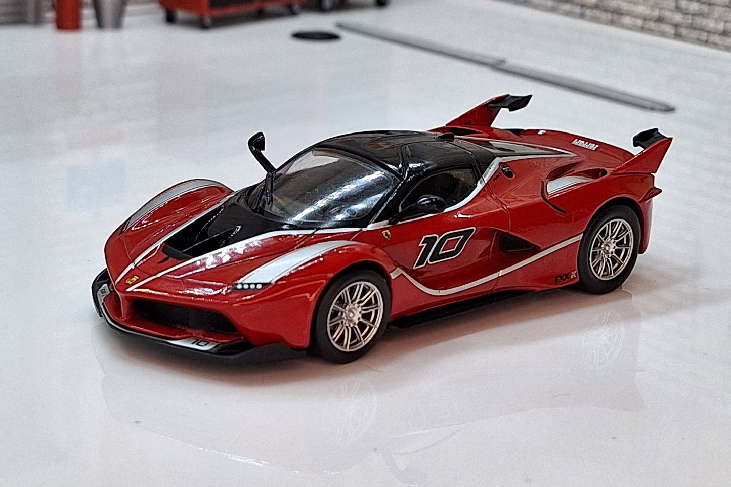 Ferrari FXX K 2014 - Red # 10 1:43 Scale Model Cased