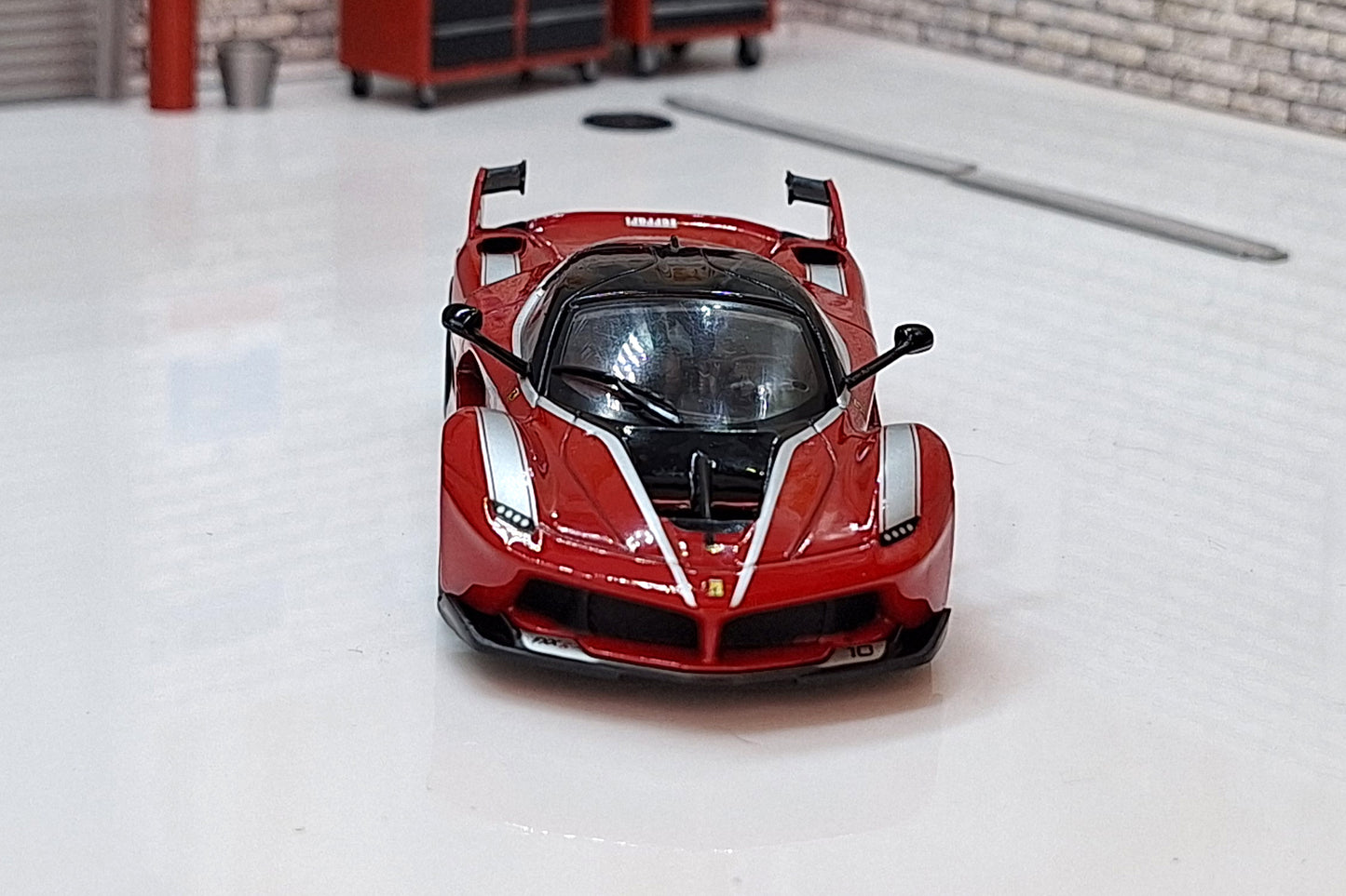 Ferrari FXX K 2014 - Red # 10 1:43 Scale Model Cased
