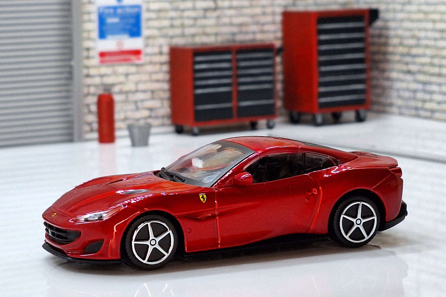 Ferrari Portofino RP 1:43 Scale Car