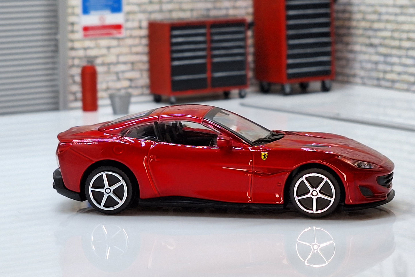 Ferrari Portofino RP 1:43 Scale Car