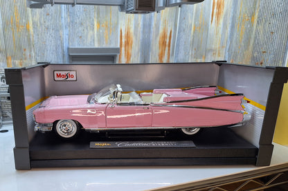 1959 CADILLAC ELDORADO BIARRITZ - Pink  1:18 Scale Model Car Deluxe Range