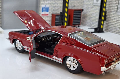 1967 FORD MUSTANG GT Red 1:24 Scale Car