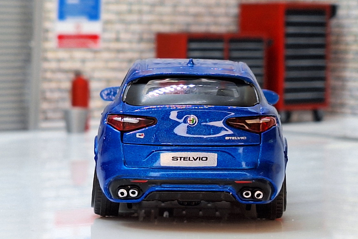 Alfa Romeo Stelvio - Blue 1:43 Scale Bburago