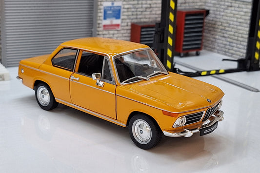 BMW 2002 Ti - Orange 1:24 Scale Car Model