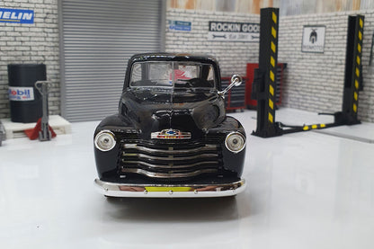 Chevrolet 3100 Pickup  1950 - Black 1:24 Scale