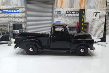 Chevrolet 3100 Pickup  1950 - Black 1:24 Scale