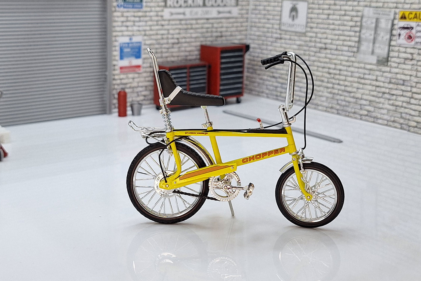 Raleigh Chopper Bicycle Fizzy Yellow MK2  1:12 Scale