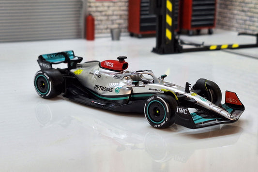 Mercedes F1 Formula 1 Car Lewis Hamilton 2022 W13 1:43 Scale Car