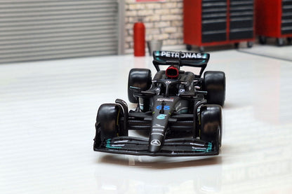 Mercedes F1 Formula 1 Car George Russell W14  2023 1:43 Scale Car #63