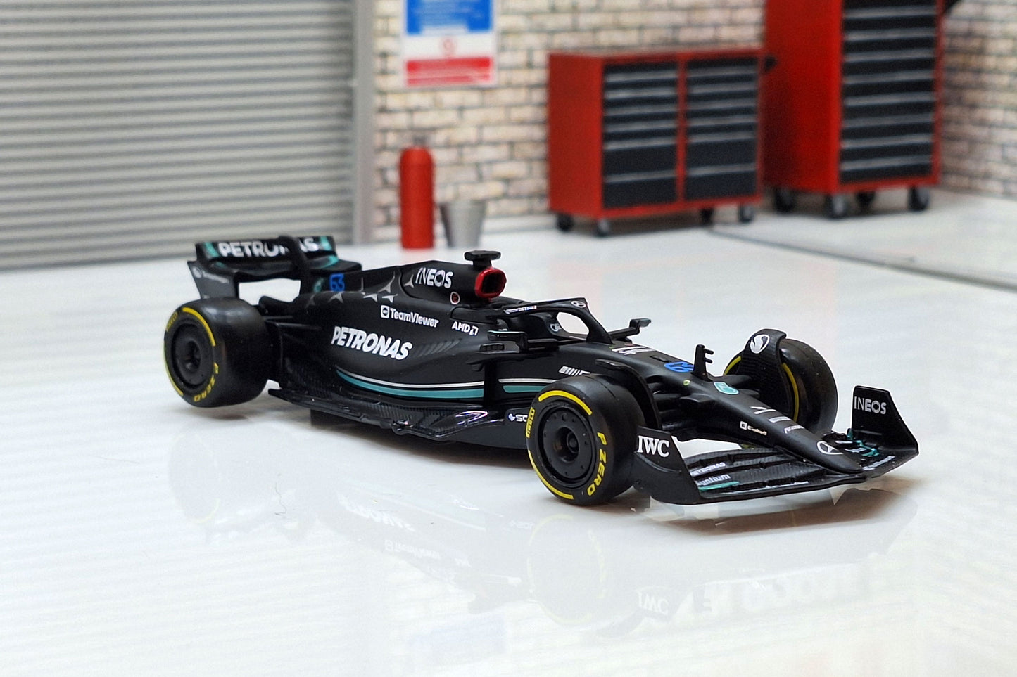 Mercedes F1 Formula 1 Car George Russell W14  2023 1:43 Scale Car #63