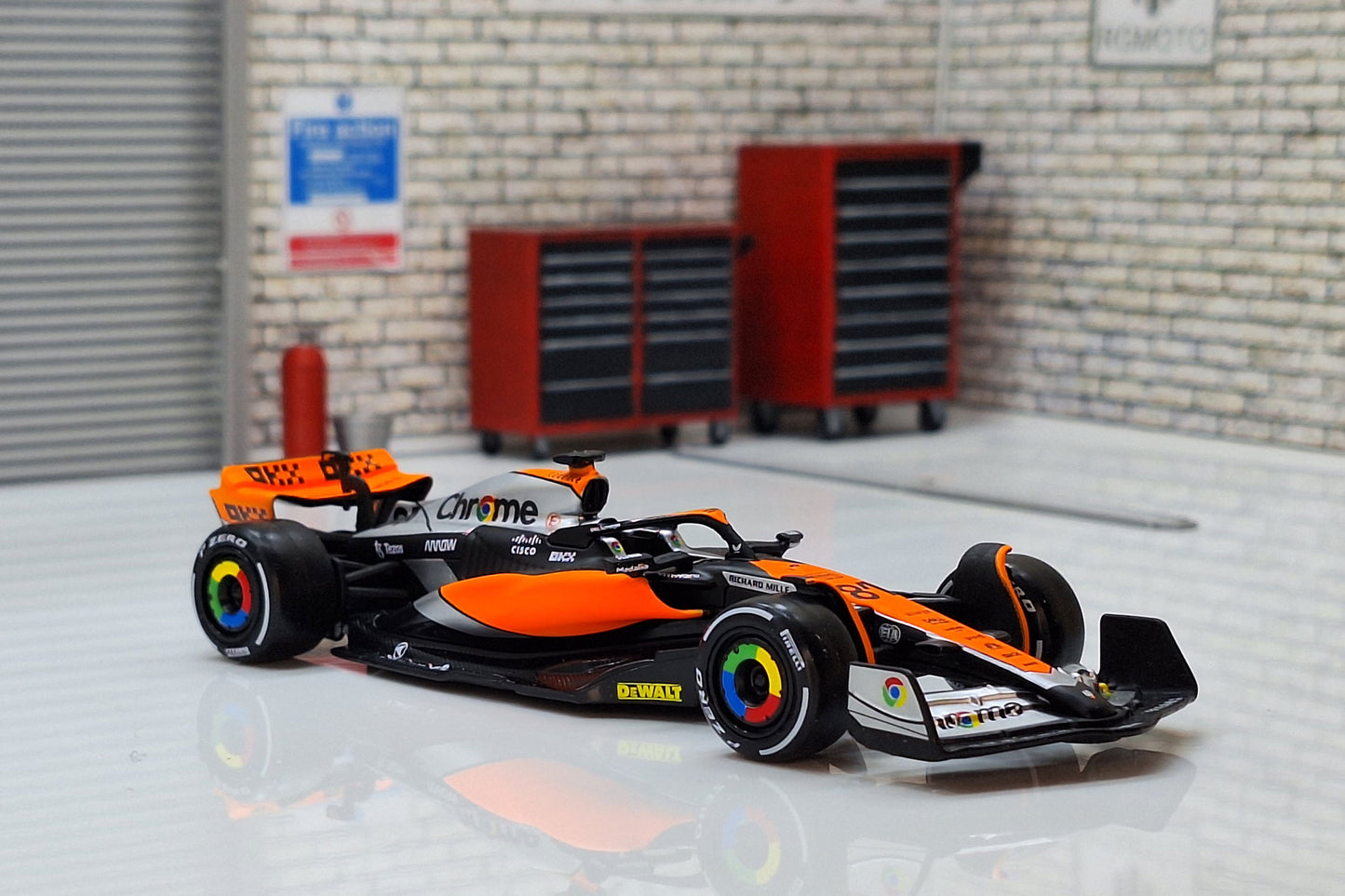 F1 MCLAREN MCL60 2023 Plastri 2023 Formula 1  1:43 Scale Car #81