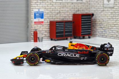 Red Bull Racing RB19 (2023)  Formula 1 Max Verstappen 1:43 Scale Car