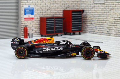 Red Bull Racing RB19 (2023)  Formula 1 Max Verstappen 1:43 Scale Car