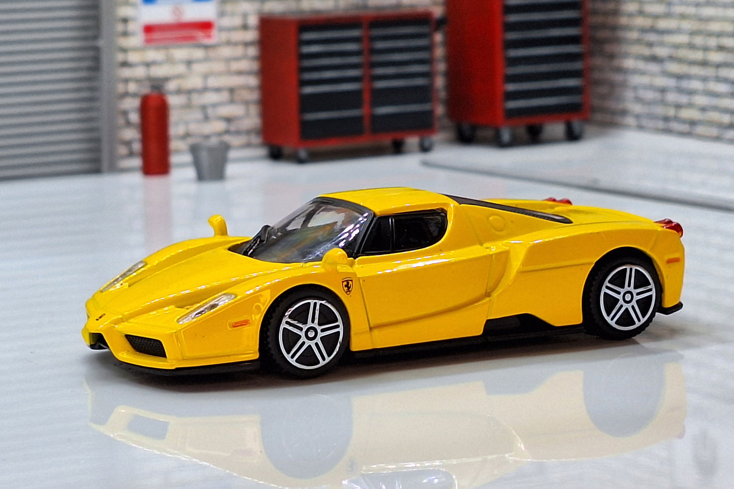 Ferrari Enzo RP 1:43 Scale Car