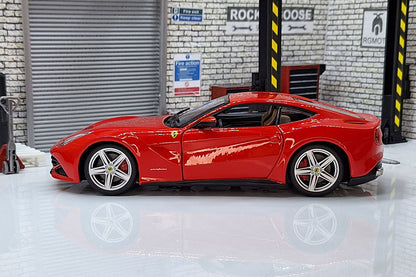 Ferrari F12 Berlinetta 1:24 Scale Car Model