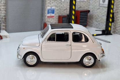 Fiat 500 - White 1:24 Scale Car