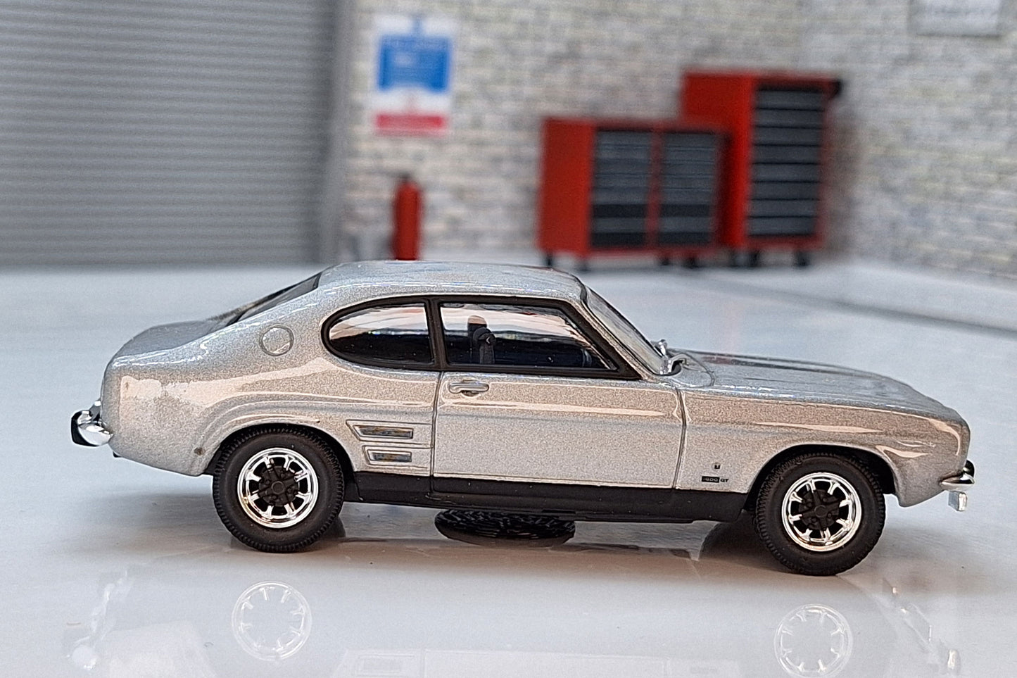 Ford Capri Mk1 - Silver Fox 1:43 Scale Oxford Cararama