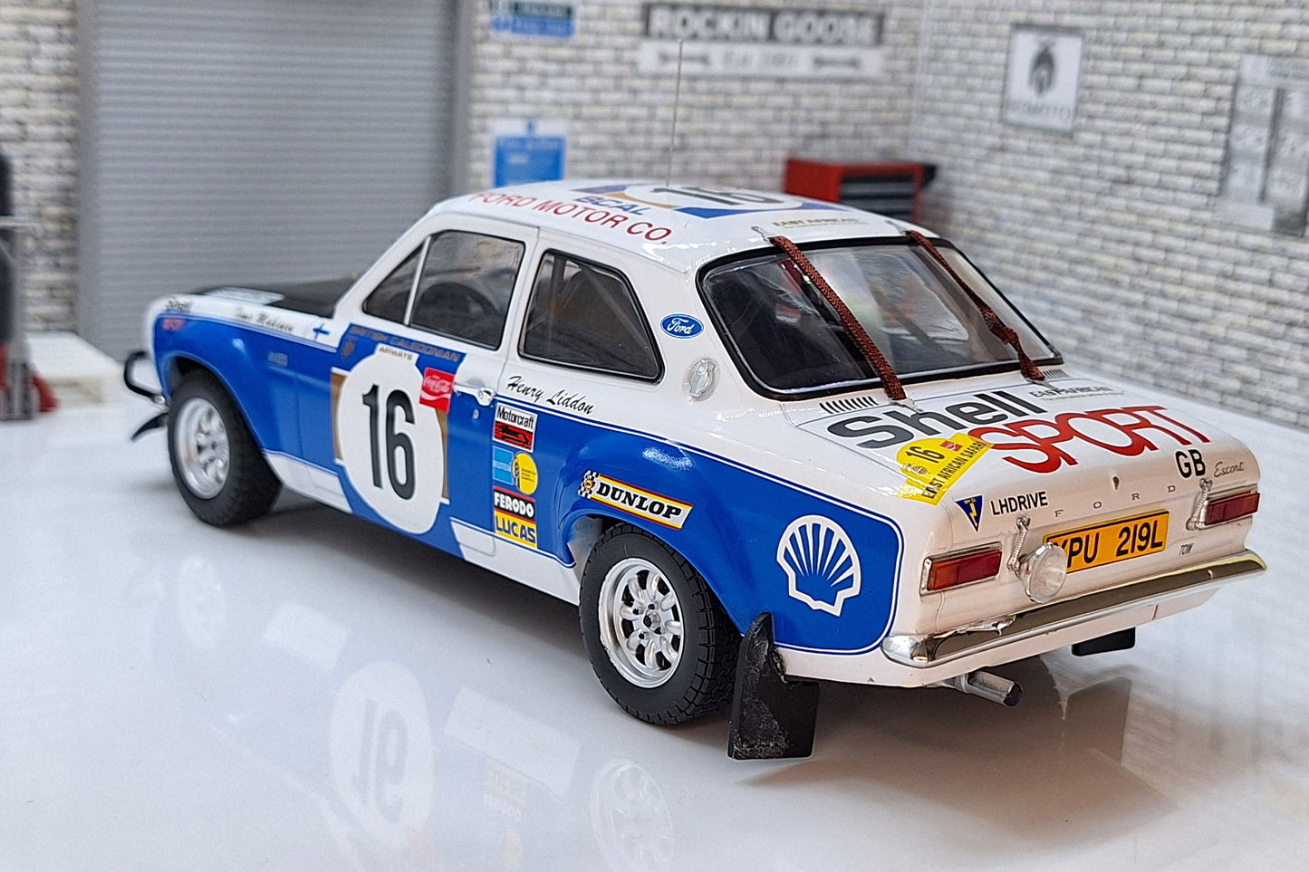 Ford Escort MkI RS 1600 #16 Safari Rally 1973 T.Makinen/H.Liddon 1:18 Scale