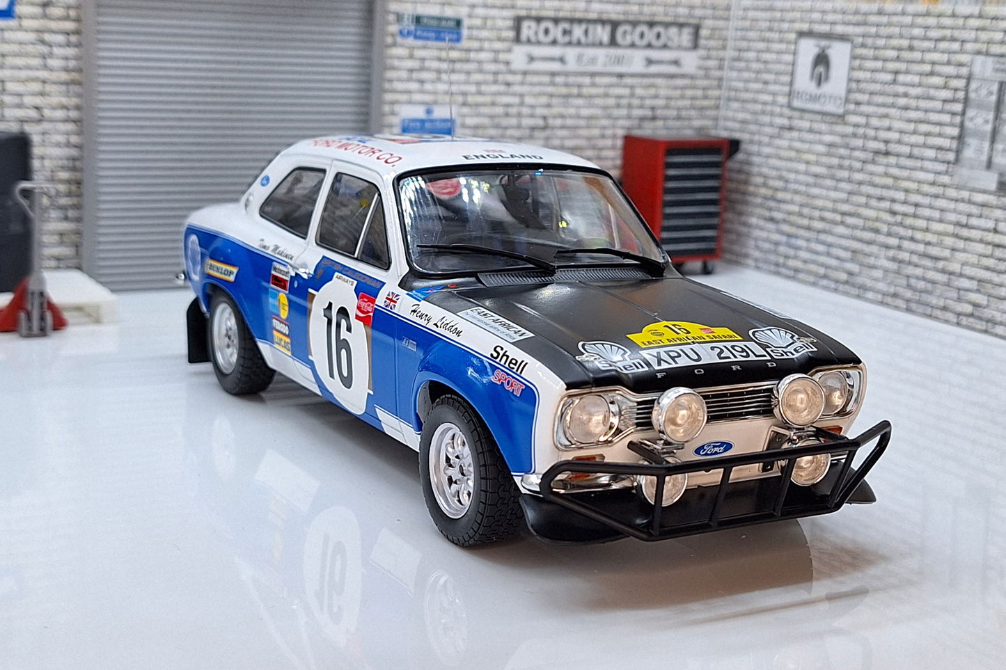 Ford Escort MkI RS 1600 #16 Safari Rally 1973 T.Makinen/H.Liddon 1:18 Scale