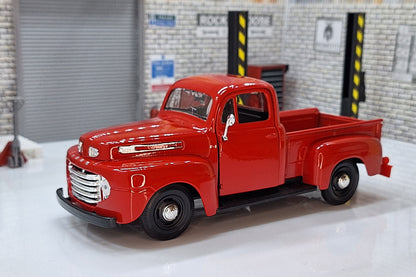 Ford F-1 Pick Up 1948 - Red 1:24 Scale