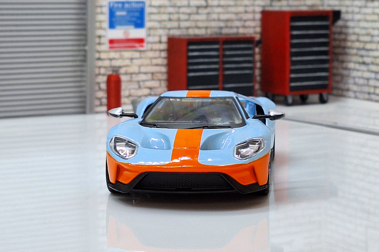 Ford GT 2016 Blue 1:32 Scale Car