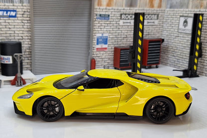 Ford GT Yellow 2017 1:24 Scale Car