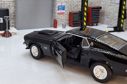 Ford Mustang Boss 429, black, 1969 1:24 Scale Car