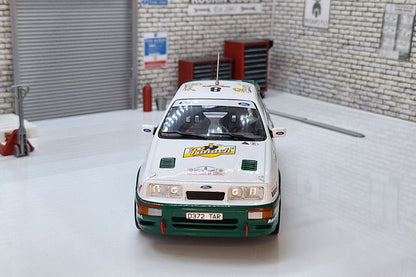 Ford Sierra Cosworth (1988) Didier Auriol - 1:24th Rally 1:24 Scale