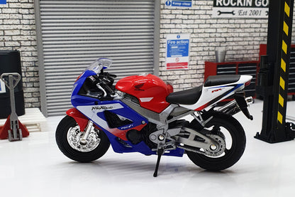 Honda CBR900RR Fireblade - Red/Blue 1:18 Scale Motorcycle