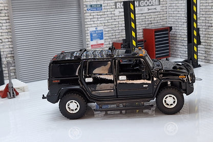 Hummer H2 Black 1:32 Scale Car