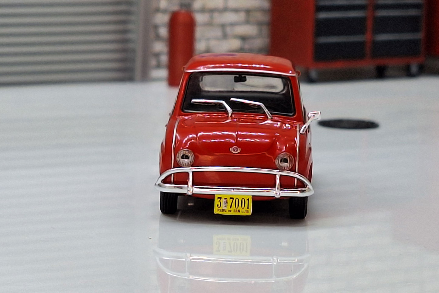 Isard T400 Red 1963 1:43 Scale Model 1963