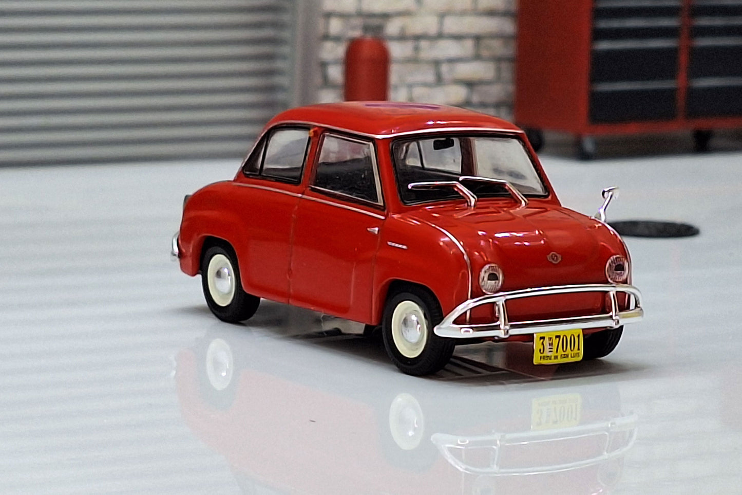 Isard T400 Red 1963 1:43 Scale Model 1963