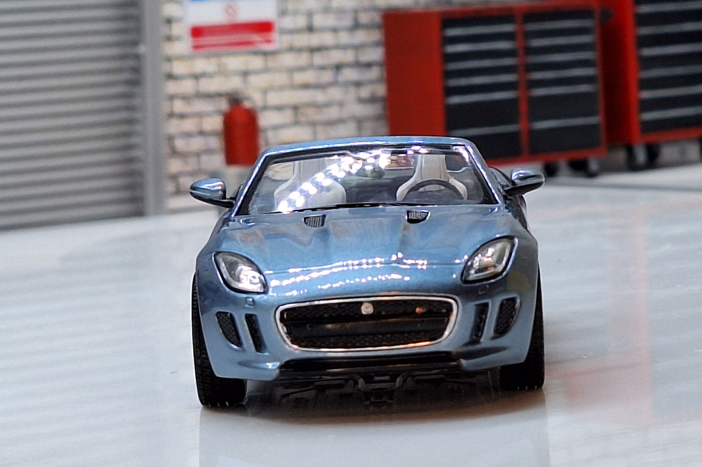 Jaguar F-Type - V8 S Convertible - Grey 1:43 Scale Car Cased