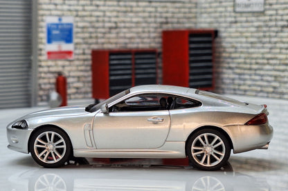 Jaguar XK Coupe 2006 Cased 1:43 Scale Supercar