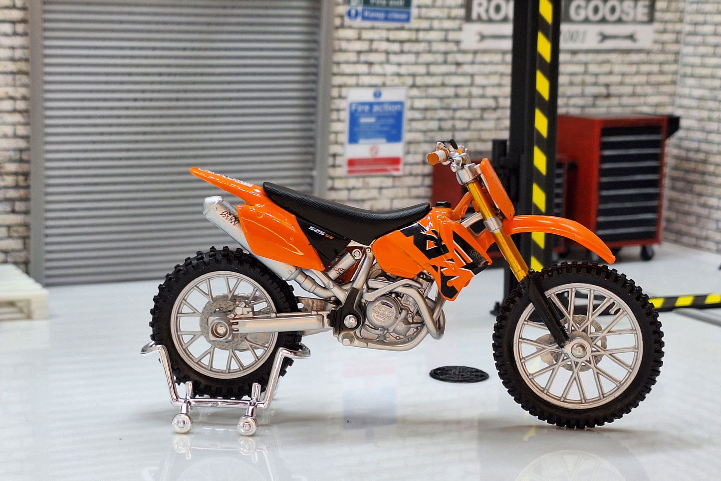 KTM 525 SX Orange 1:18 Scale