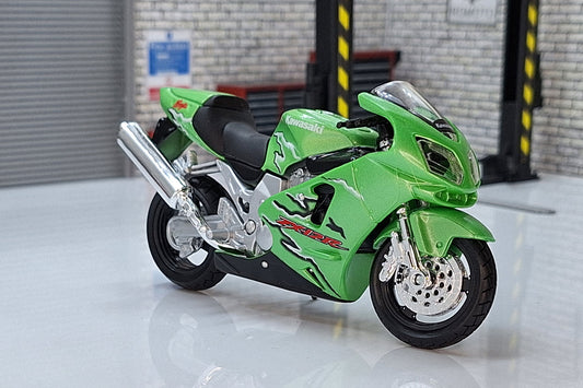 Kawasaki Ninja ZX-12R Green 1:18 Scale Motorcycle