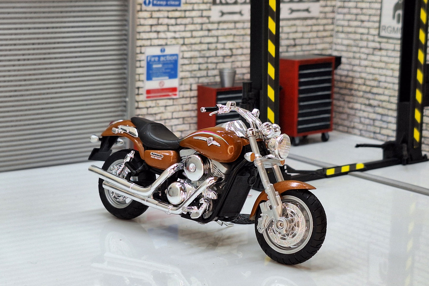 Kawasaki Vulcan Mean Streak Bronze 1:18 Scale