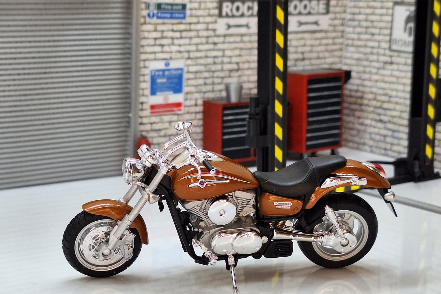 Kawasaki Vulcan Mean Streak Bronze 1:18 Scale