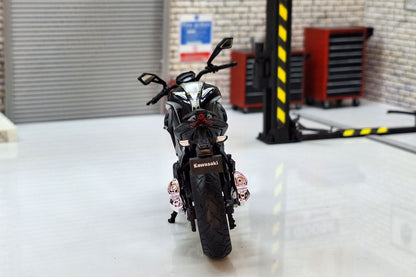 Kawasaki Z1000R Black 1:18 Scale