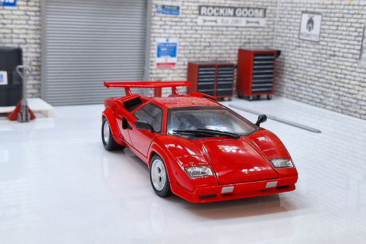 Lamborghini Countach Red  1:24 Scale