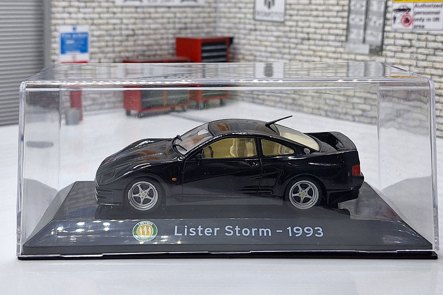 Lister Storm 1993 Cased  1:43 Scale