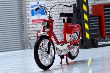 Malaguti Dribbling 1:18 Scale Moped