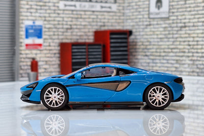 Mclaren 570S Coupe 2015 Cased 1:43 Scale Supercar