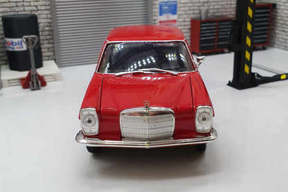 Mercedes 220 Red  1:24 Scale