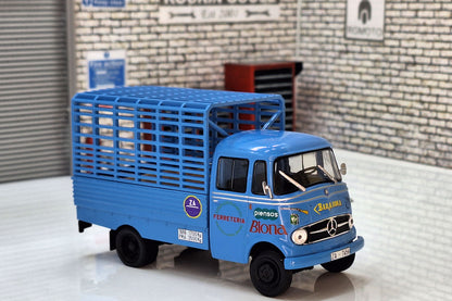 Mercedes Benz L319 1963 'Pienso' Blue Truck Lorry 1:43 Scale Model