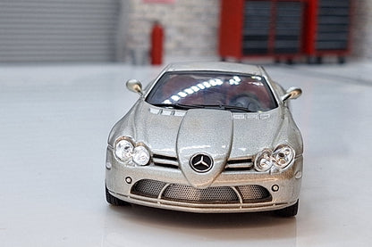 Mercedes Benz Slr 1:43 Scale