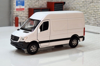 Mercedes Sprinter Van White 1:50 Scale Welly