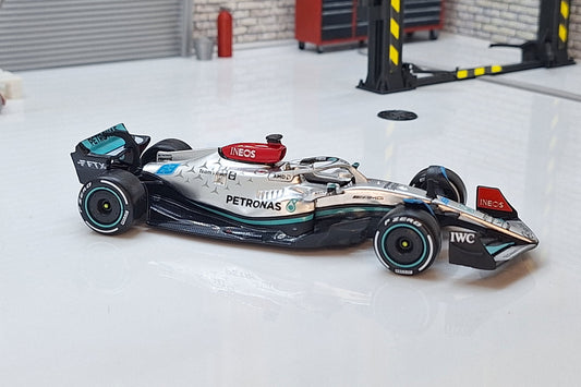 Mercedes F1 Formula 1 Car George Russell 63  2022 W13 1:43 Scale Car